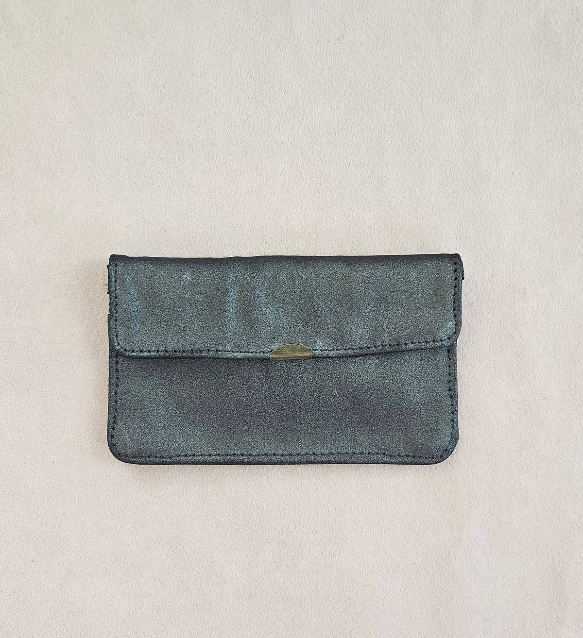 Porte monnaie cuir tout en un compact: Acier