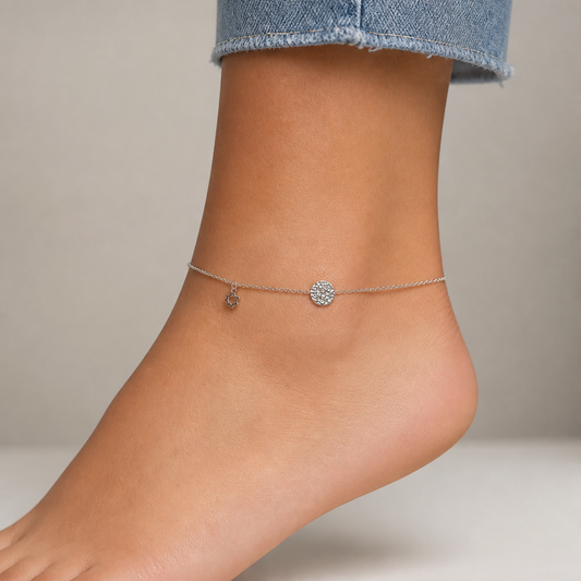 Bracelet de cheville étoile ajourée et médaillon martelé argenté