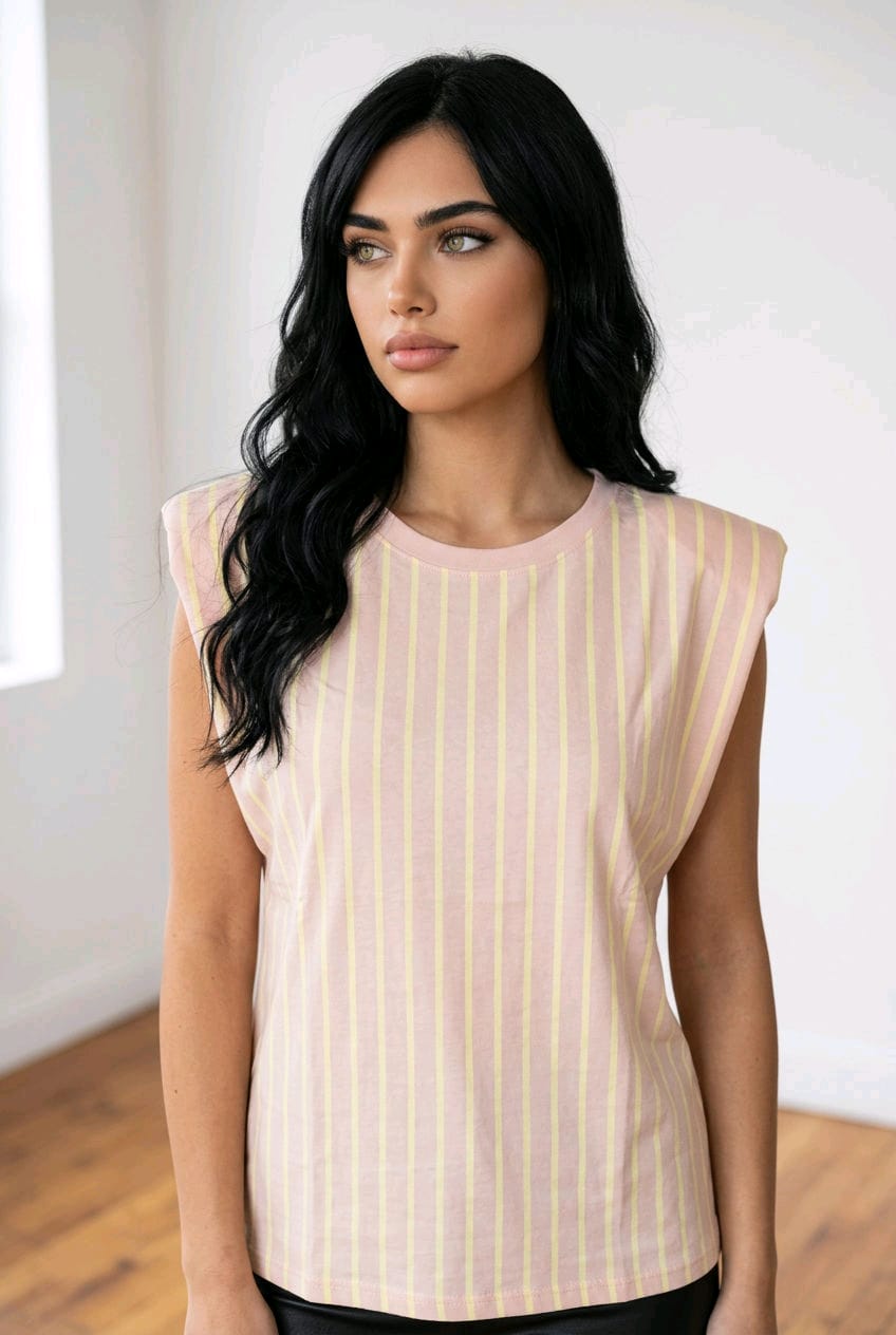 T-shirt épaulettes dos coeur ouvert
